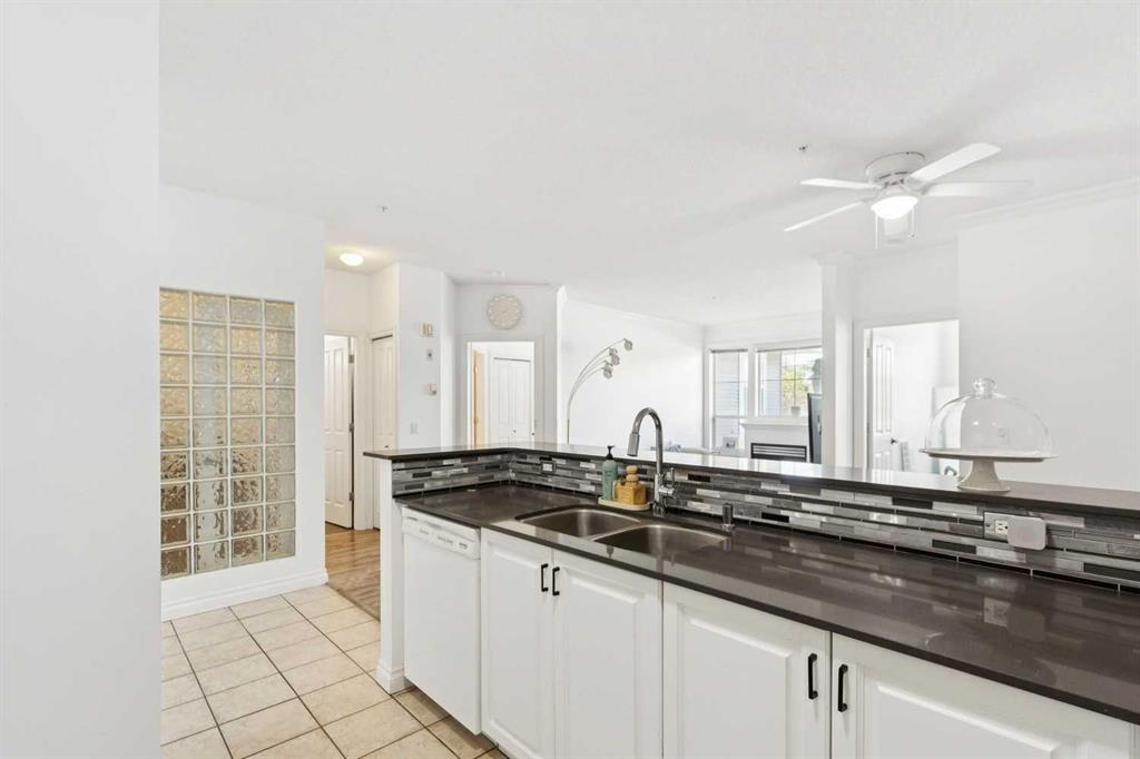 Picture for 2126, 1010 Arbour Lake Road NW