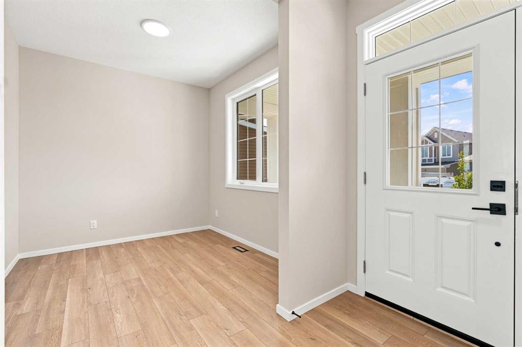 Picture for 62 Cityline Common NE