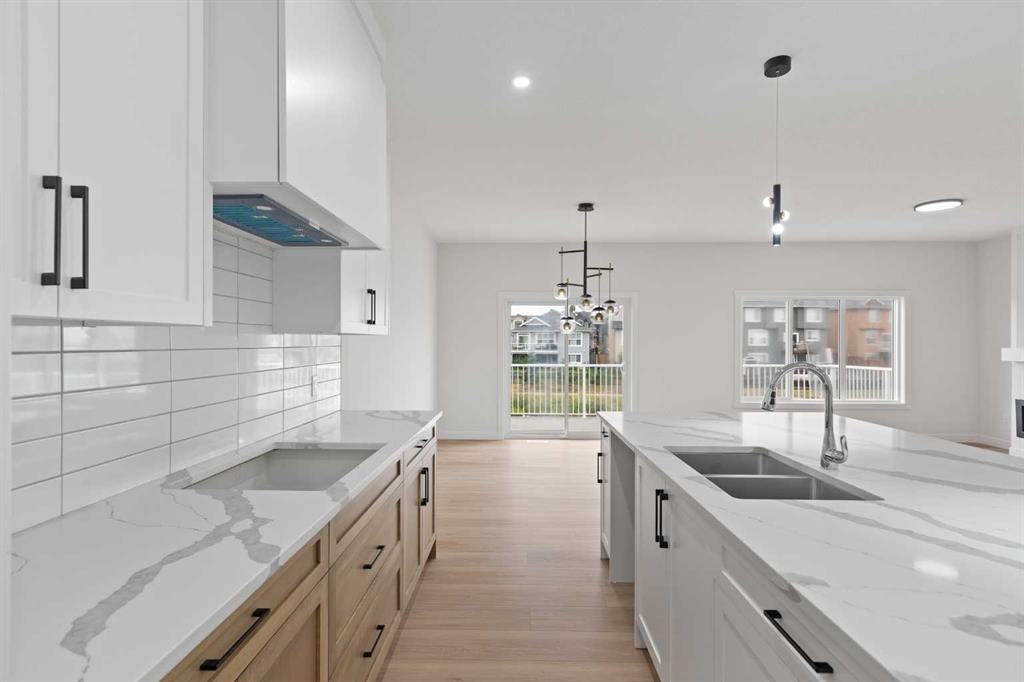 Picture for 425 Montrose Green SE