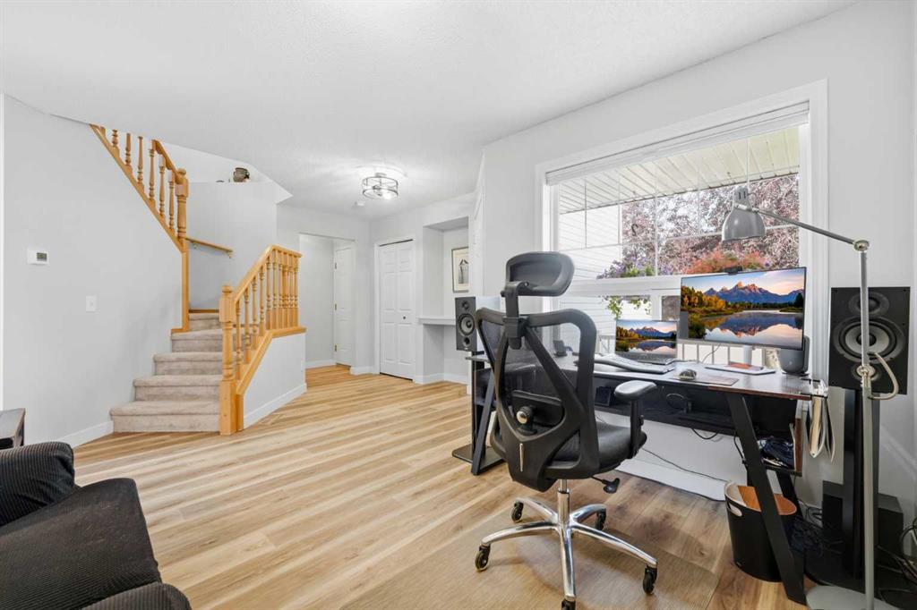 Picture for 72 Arbour Crest Road NW