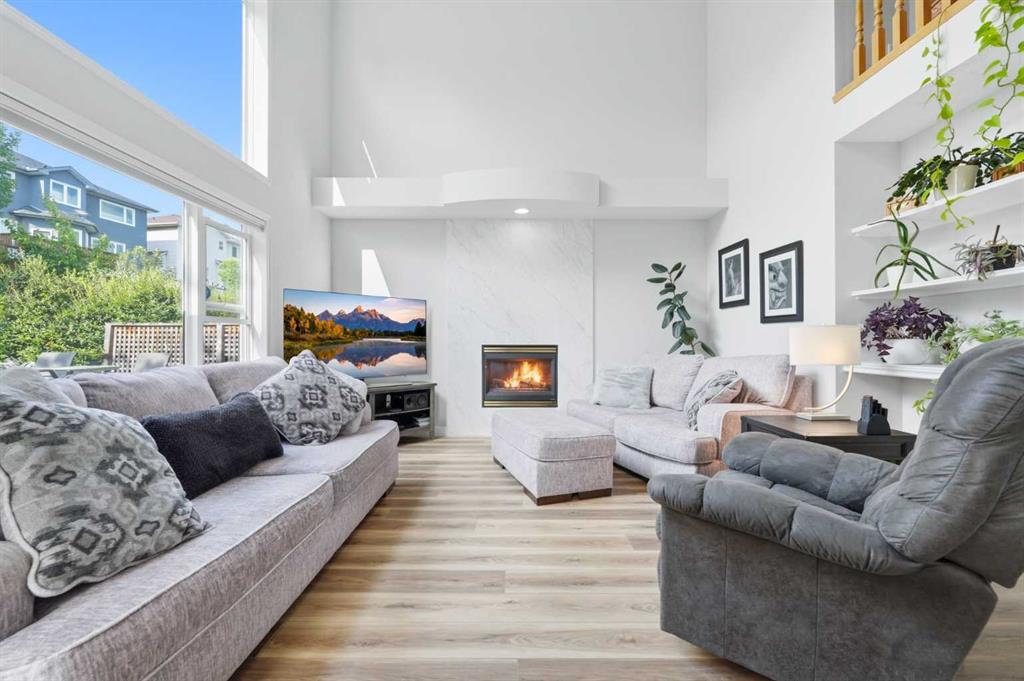 Picture for 72 Arbour Crest Road NW