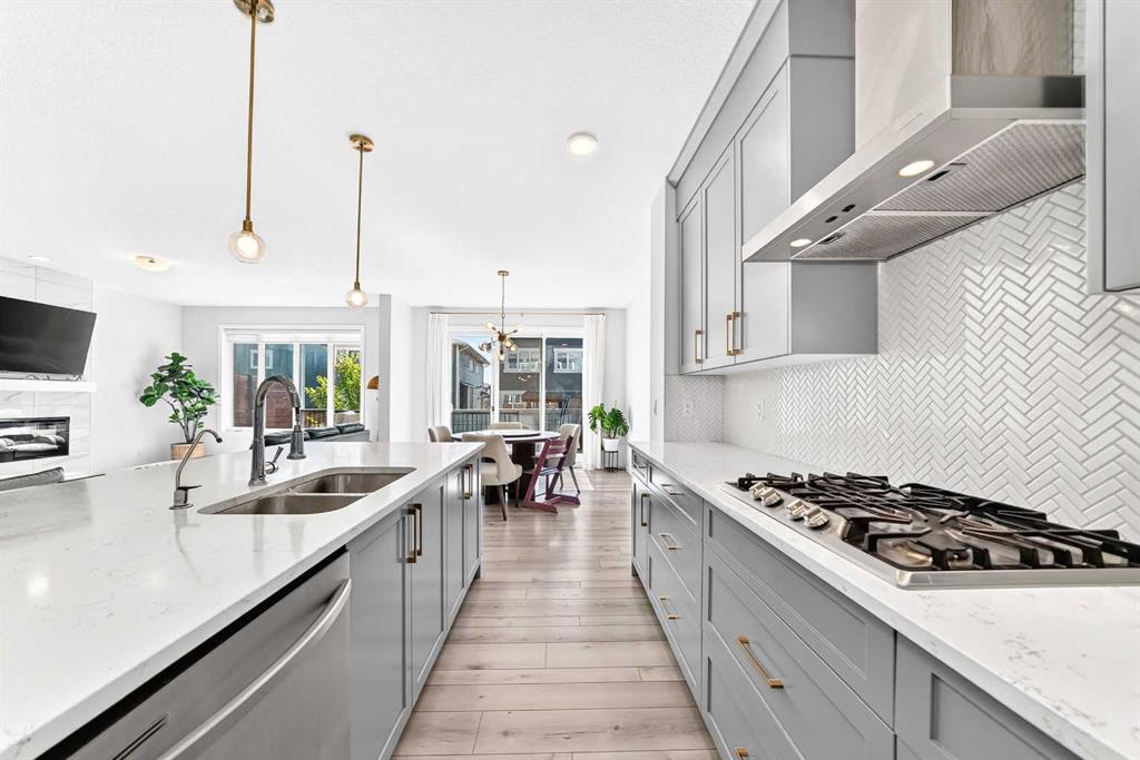 Picture for 105 Magnolia Manor SE