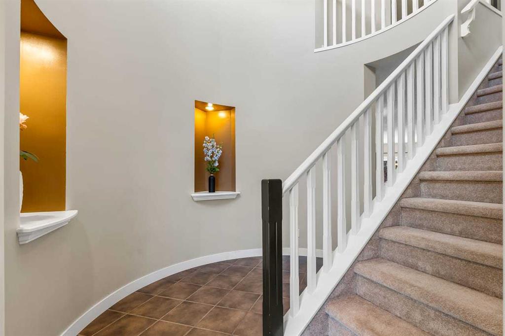Picture for 125 Cougarstone Manor SW