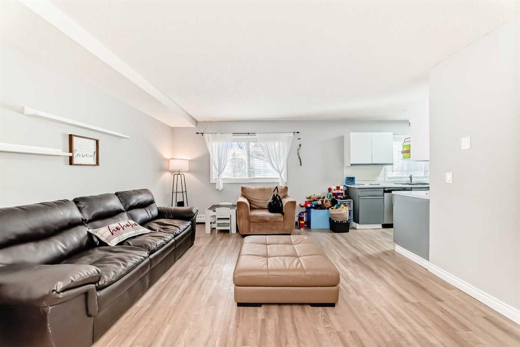Picture for 100, 2508 17 Street SW
