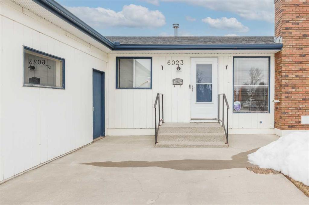 Picture for 6023 MADDOCK Drive NE