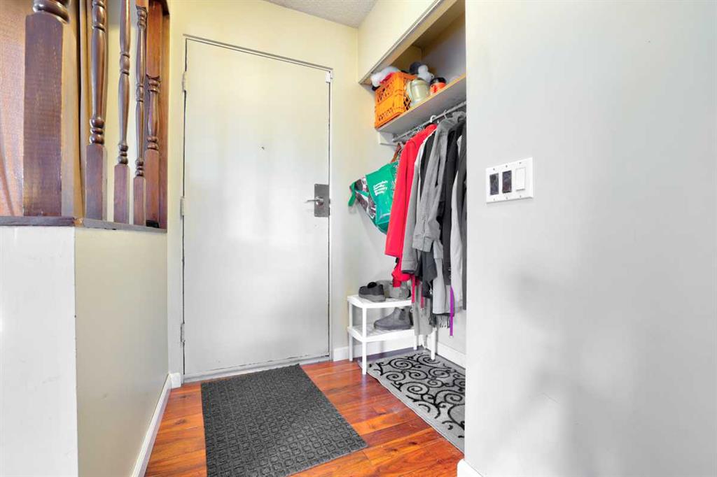 Picture for 6023 MADDOCK Drive NE