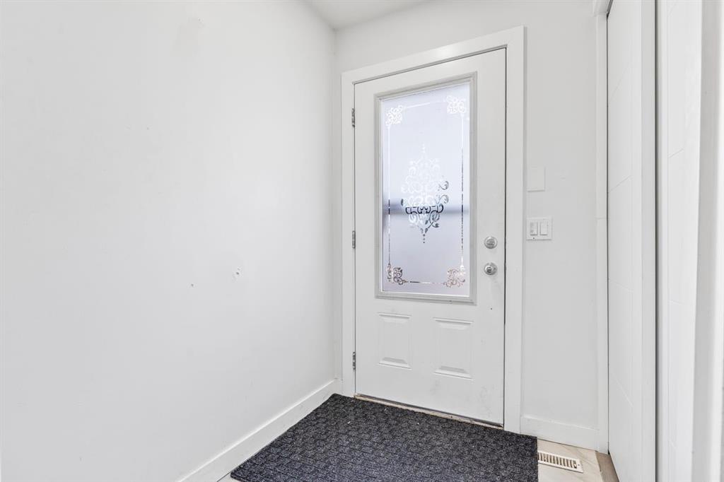 Picture for 13 Martindale Boulevard NE