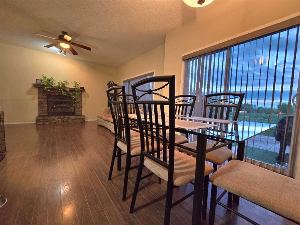 Picture for 13 Tuscany Ridge Mews NW