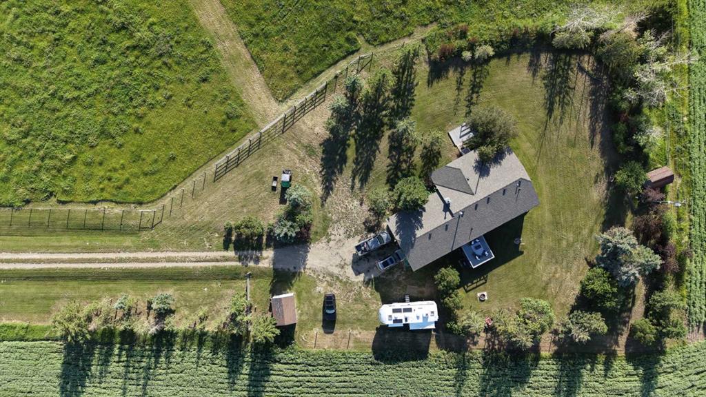 Picture for 263076 Twp Rd 154  