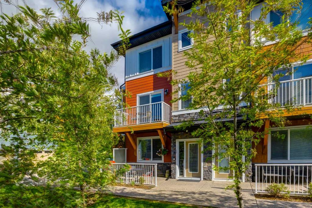 Picture for 17, 111 Rainbow Falls Gate 