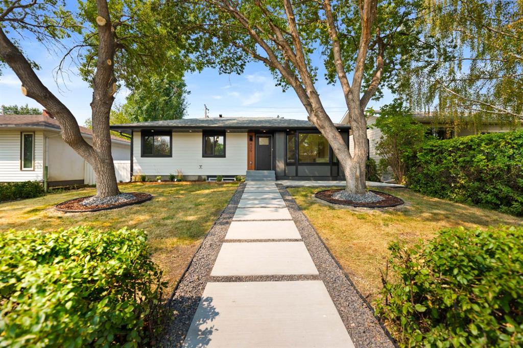Picture for 439 Arlington Drive SE