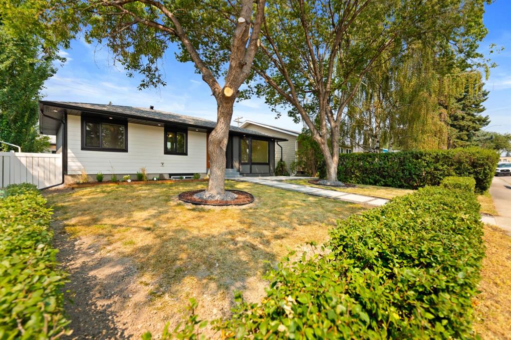 Picture for 439 Arlington Drive SE