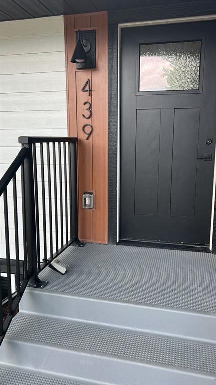 Picture for 439 Arlington Drive SE