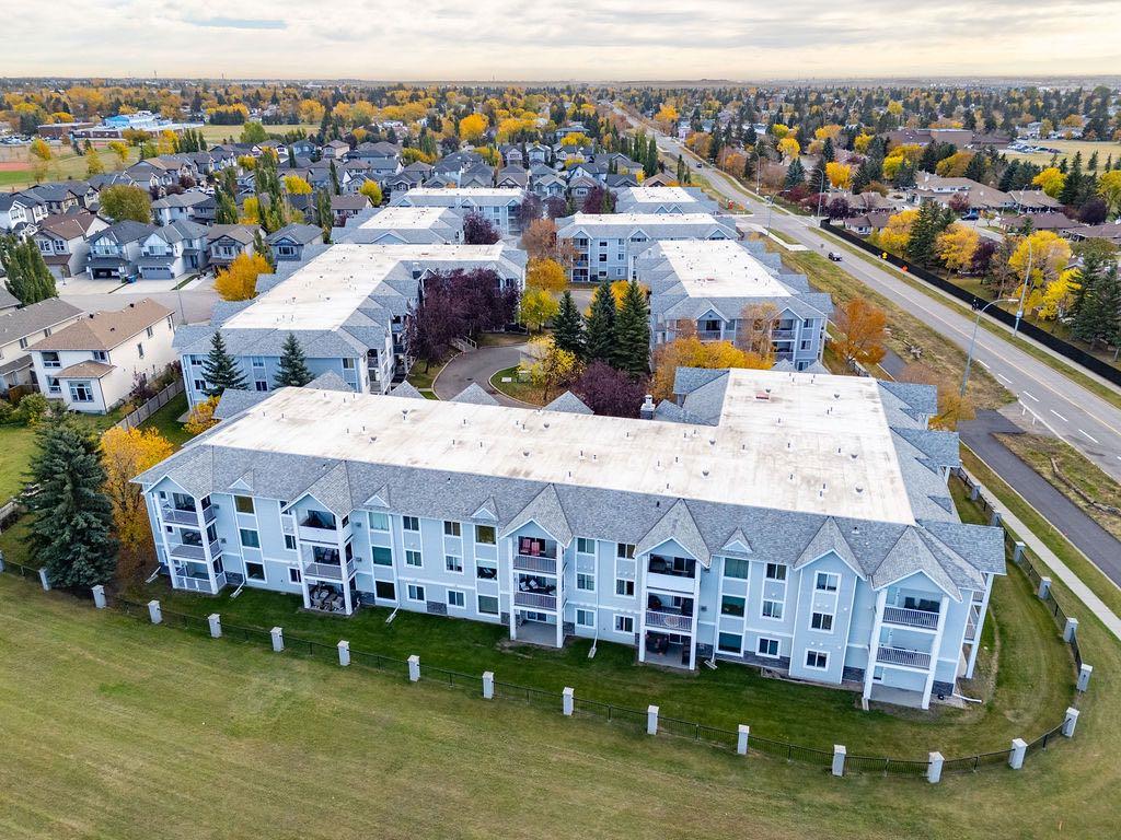 Picture for 112, 1112 Valleyview Park SE
