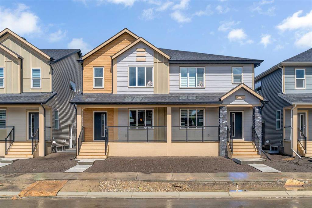 Picture for 822, 826, 830, 834 Wolf Willow Boulevard SE