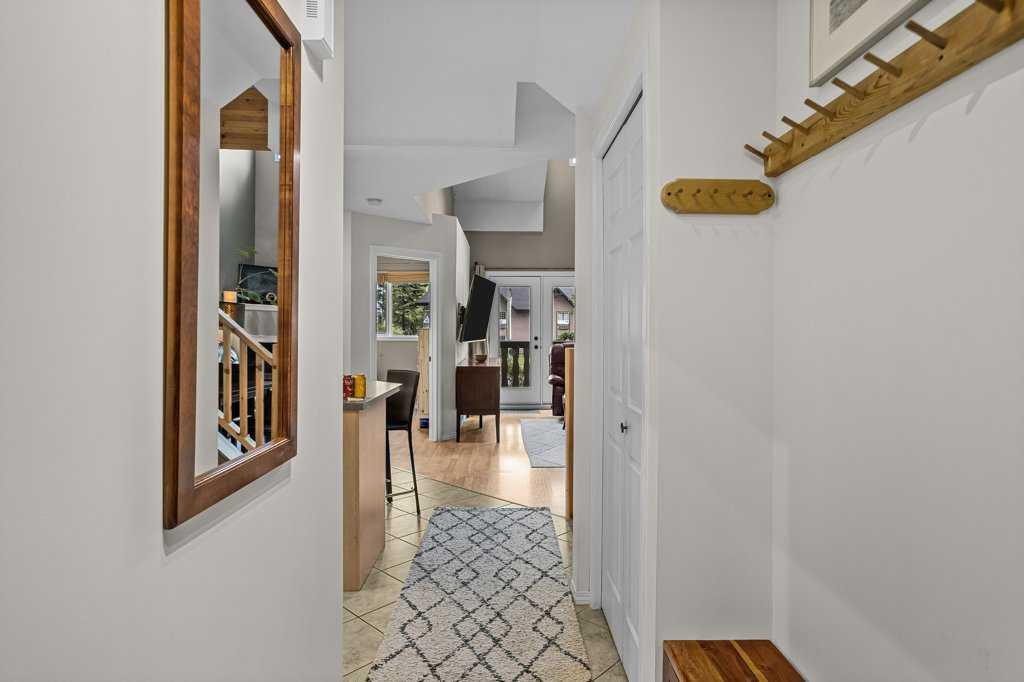 Picture for 204, 512 Bow Valley Trail 
