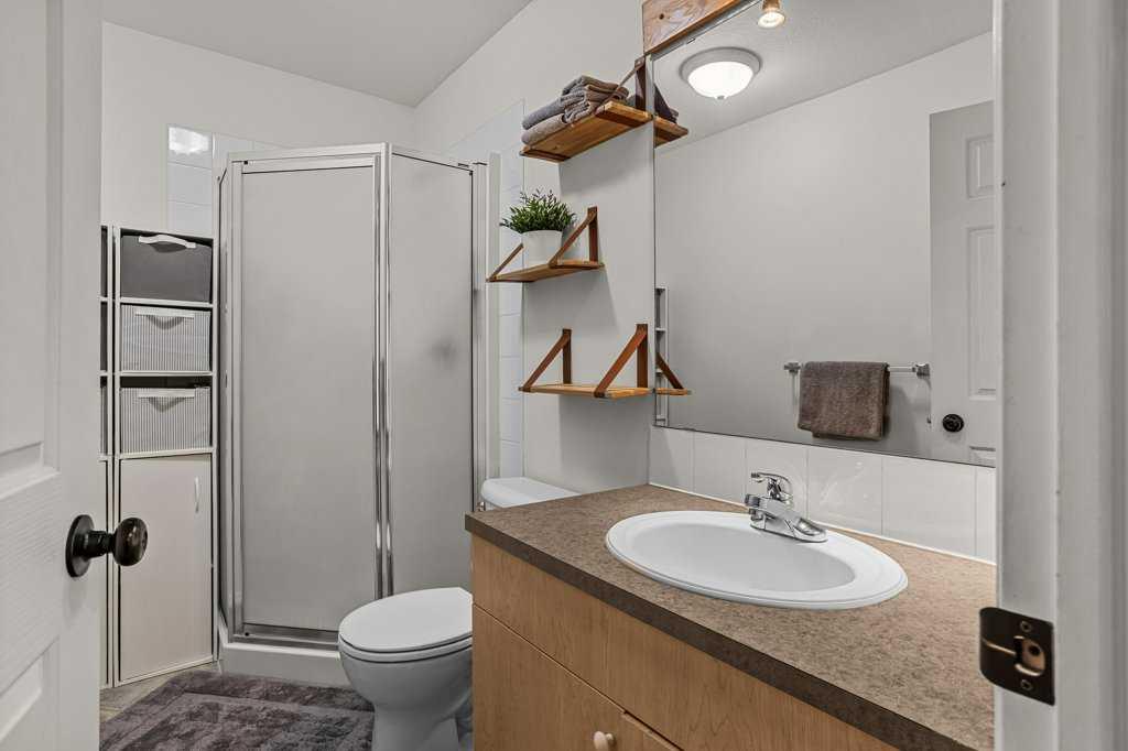 Picture for 204, 512 Bow Valley Trail 