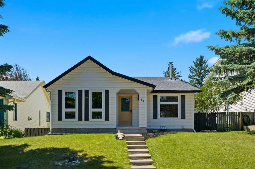 Picture for 39 Woodglen Way SW