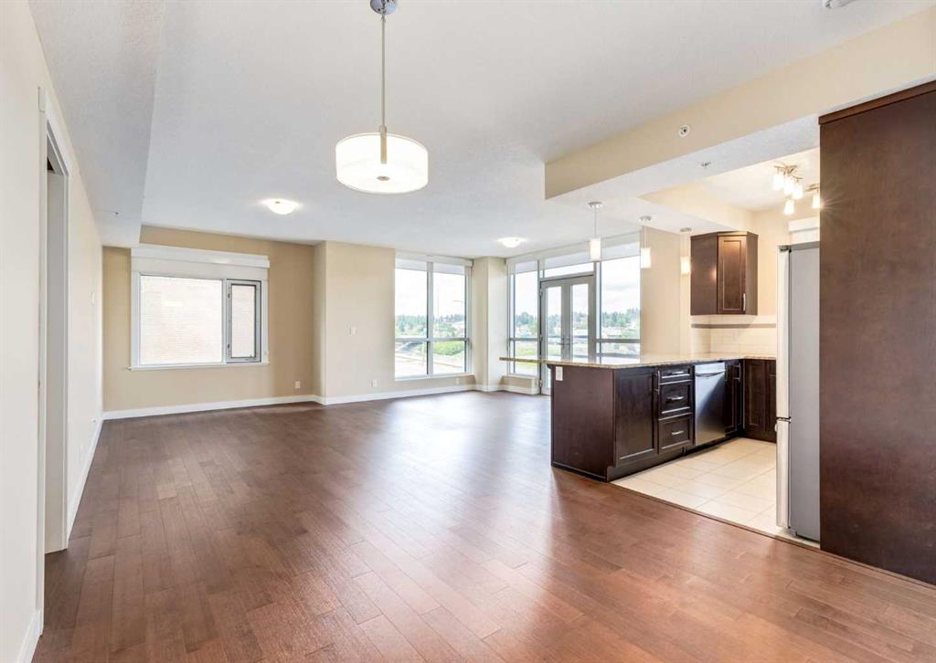 Picture for 408, 32 Varsity Estates Circle NW