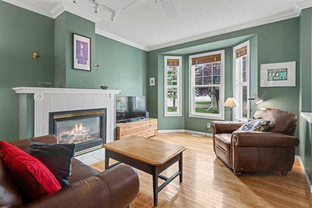 Picture for 46 Prestwick Gardens SE