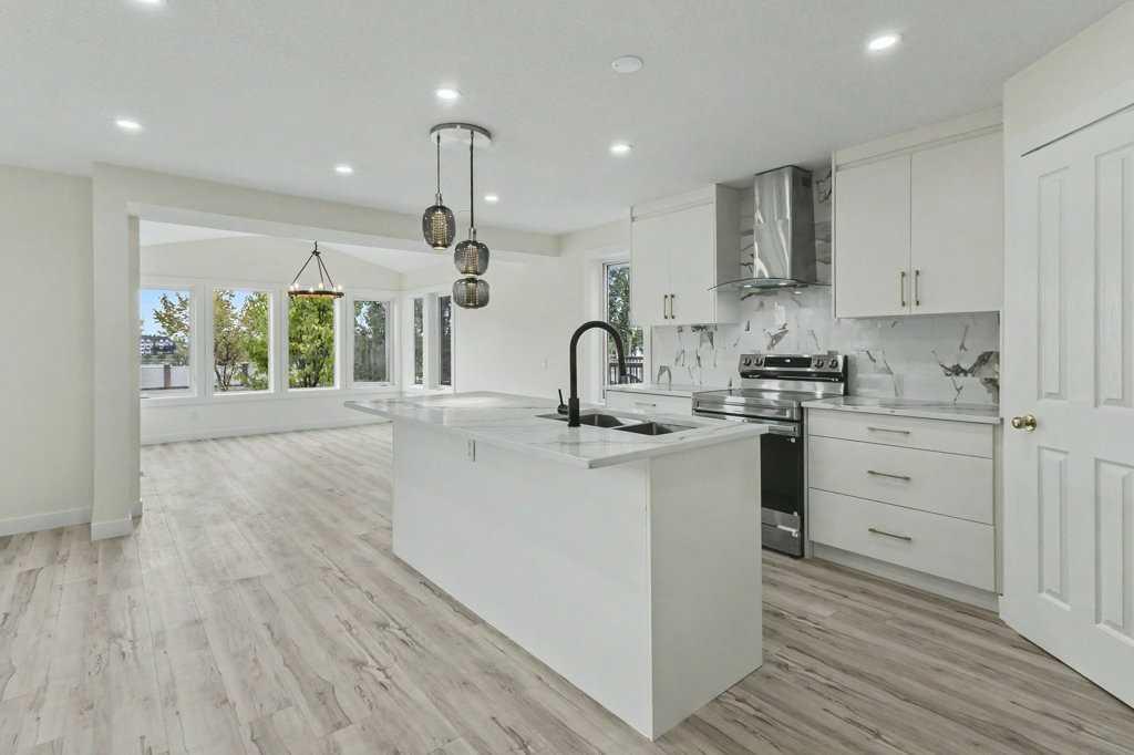 Picture for 176 Covehaven Road NE