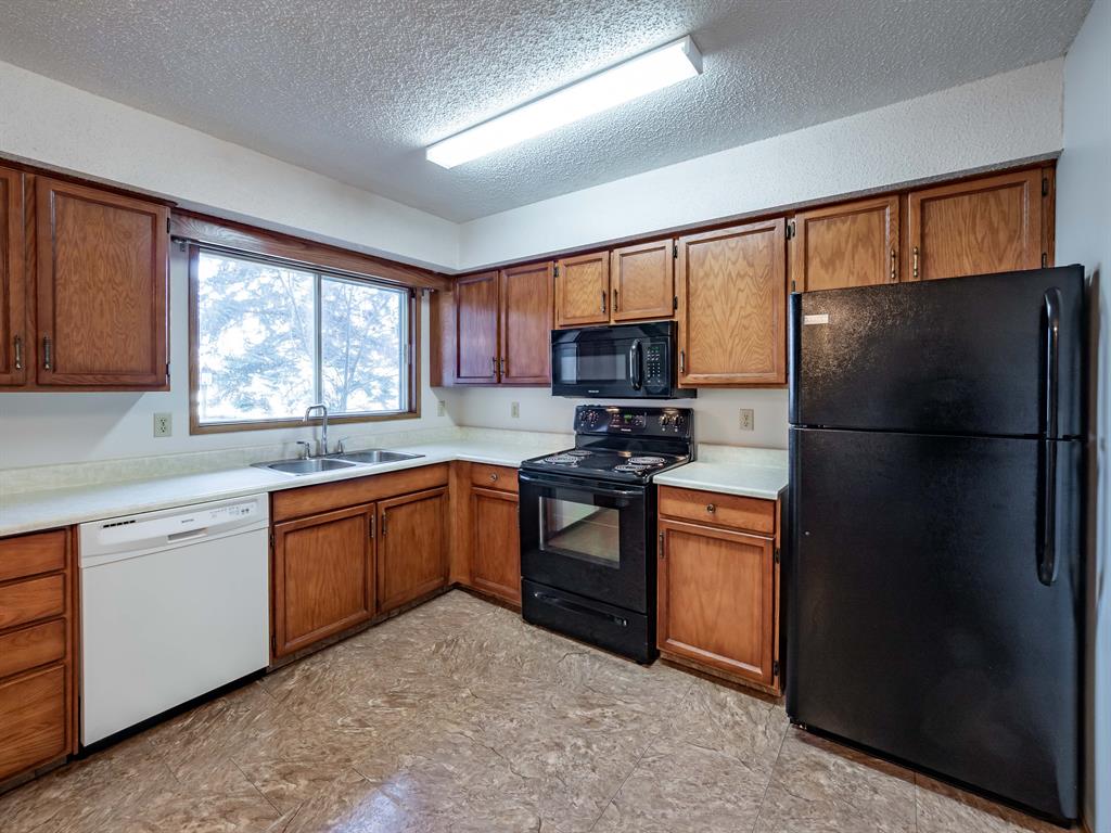 Picture for 305 Waddy LANE 
