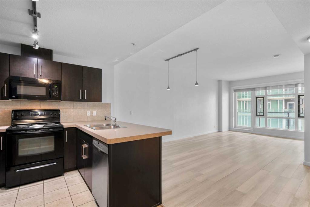 Picture for 1804, 210 15 Avenue SE