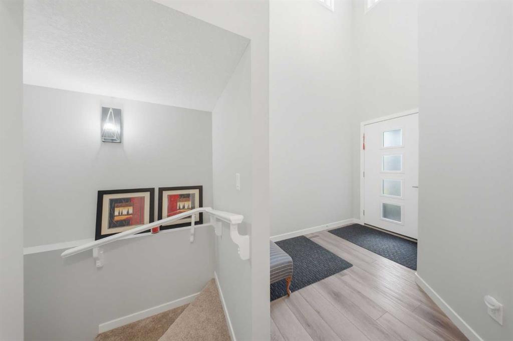 Picture for 234 Carringsby Way N