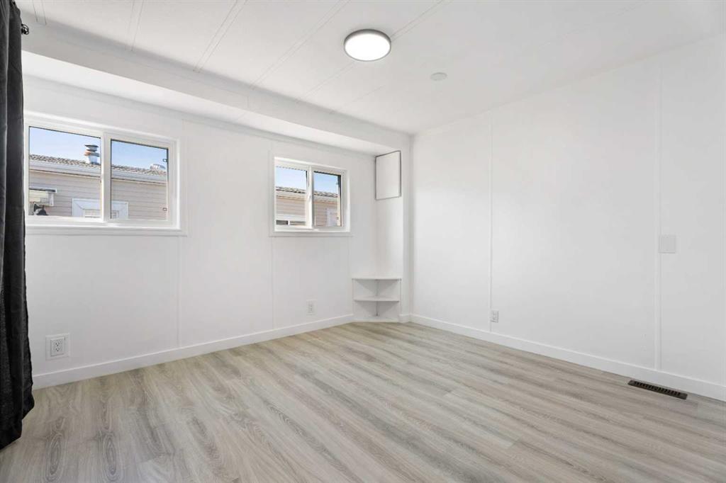 Picture for 232 Polar Avenue NE