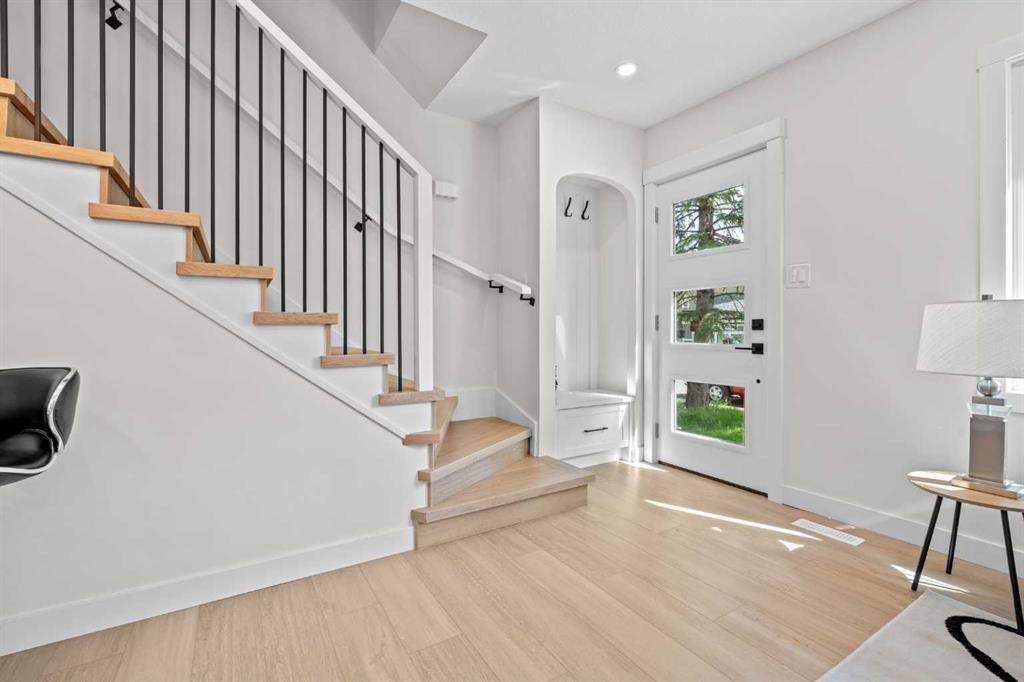Picture for 3020 15 Avenue SW