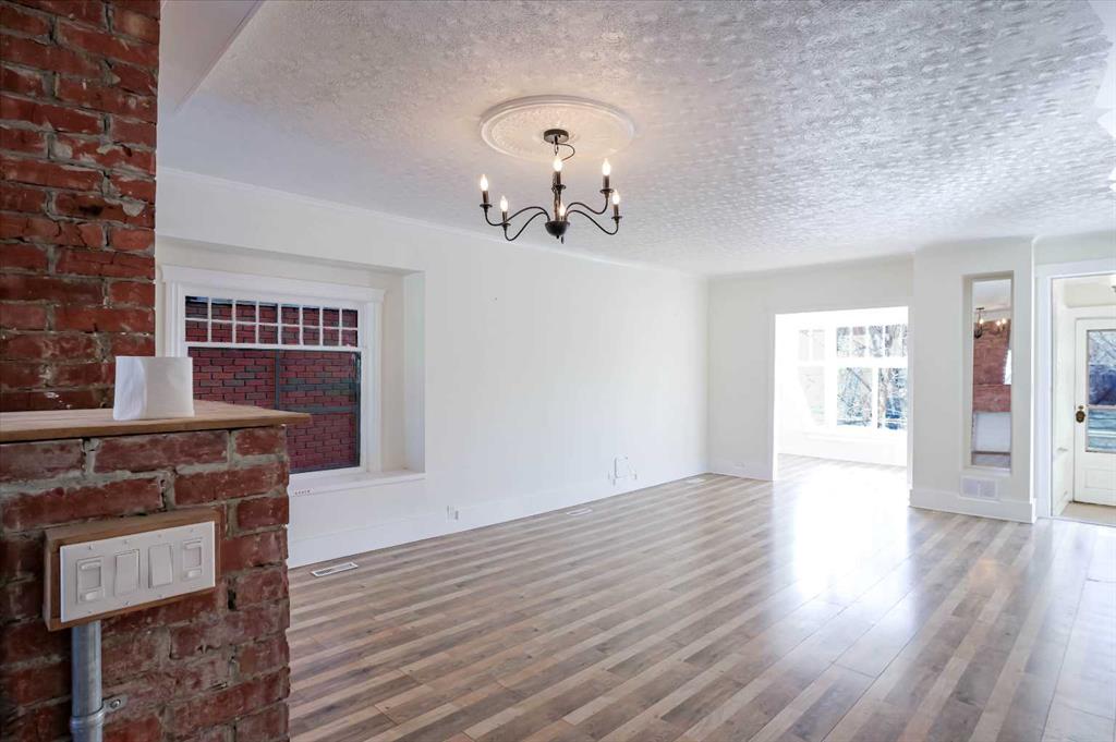 Picture for 434 Memorial Drive NW