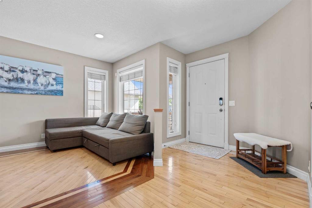 Picture for 92 Cranston Drive SE