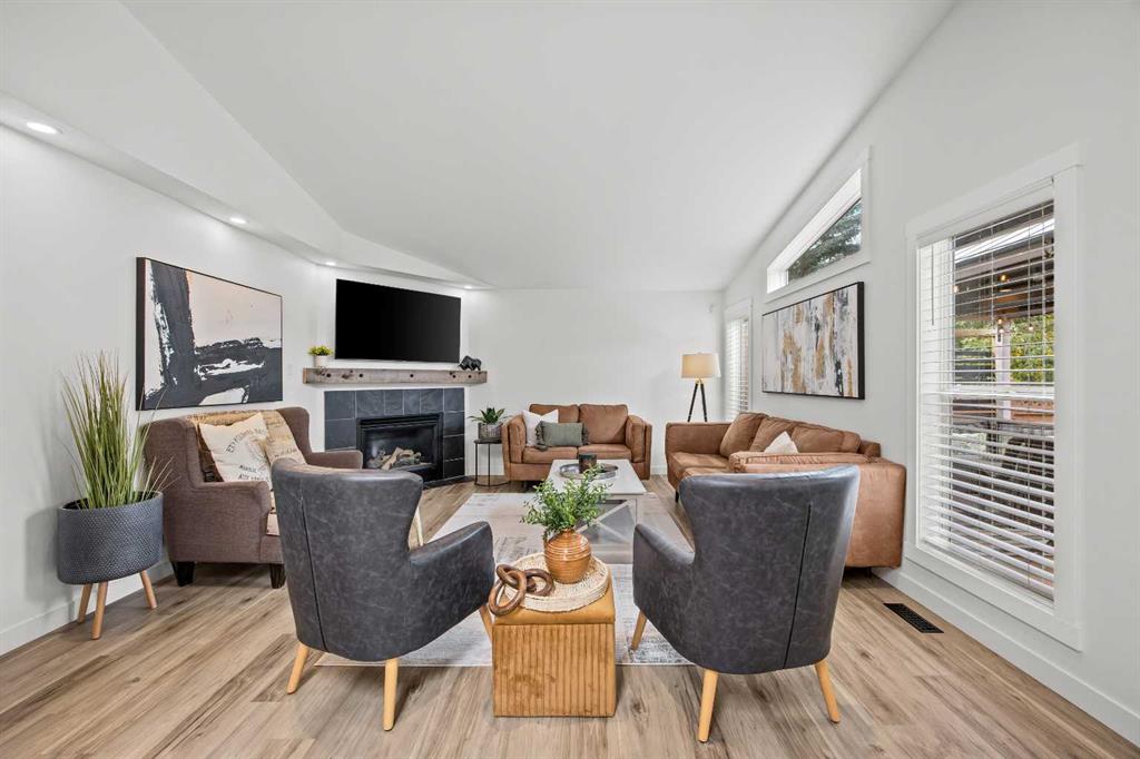 Picture for 75 Valley Brook Circle NW