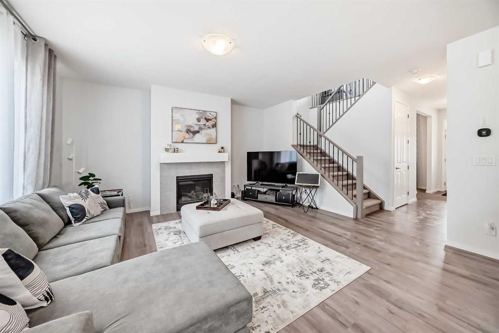 Picture for 26 Carringwood Street NW