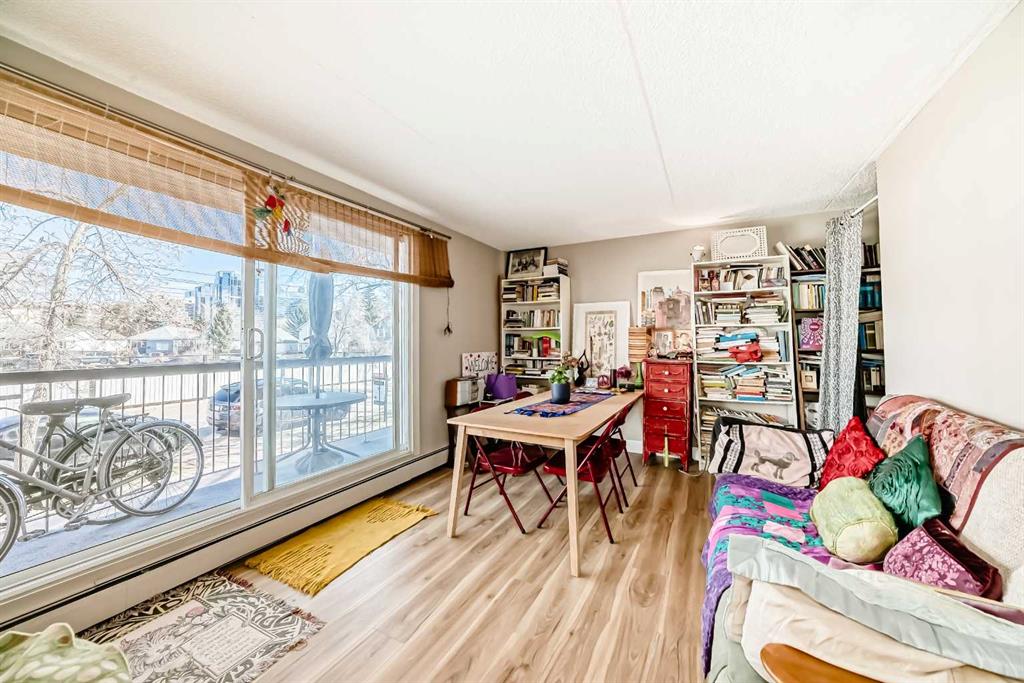 Picture for 201, 315 9A Street NW