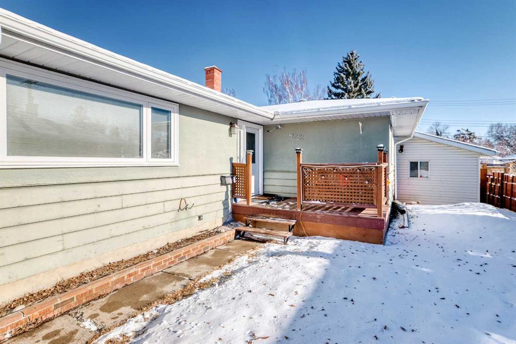 Picture for 8222 Fairmount Drive SE