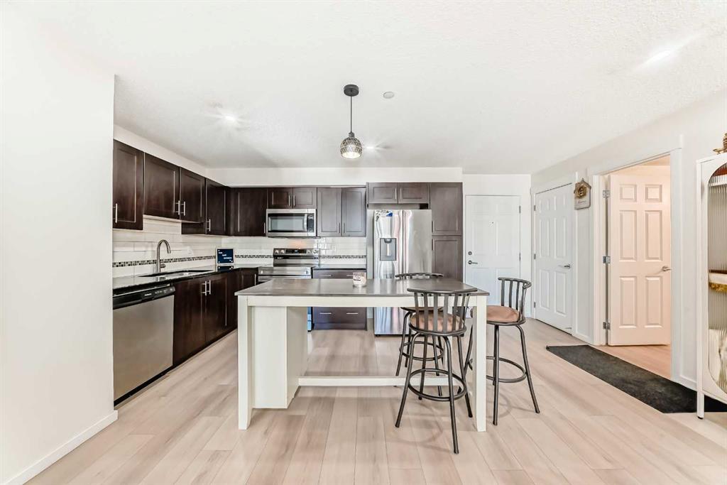 Picture for 1312, 755 Copperpond Boulevard SE