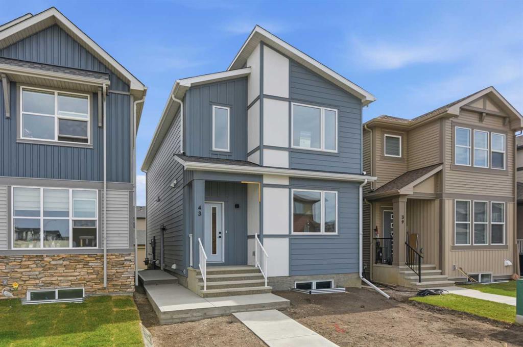 Picture for 43 Belvedere Crescent SE