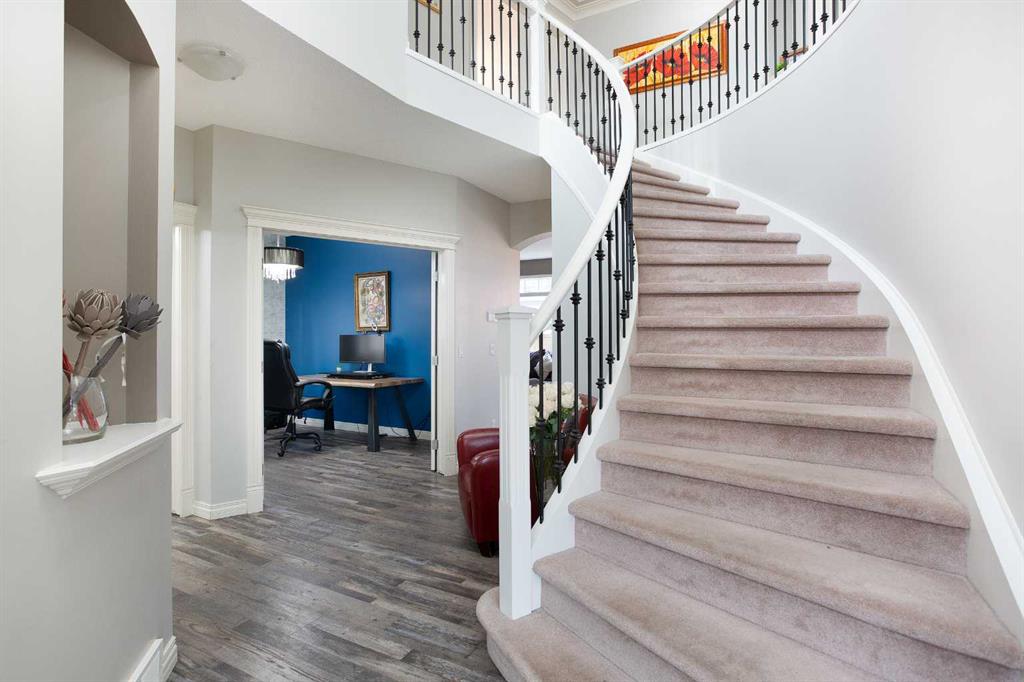 Picture for 90 Discovery Ridge Road SW