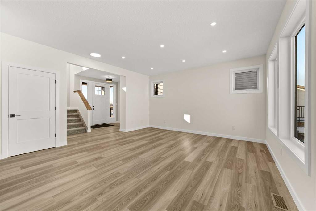 Picture for 71 Vincent Crescent 