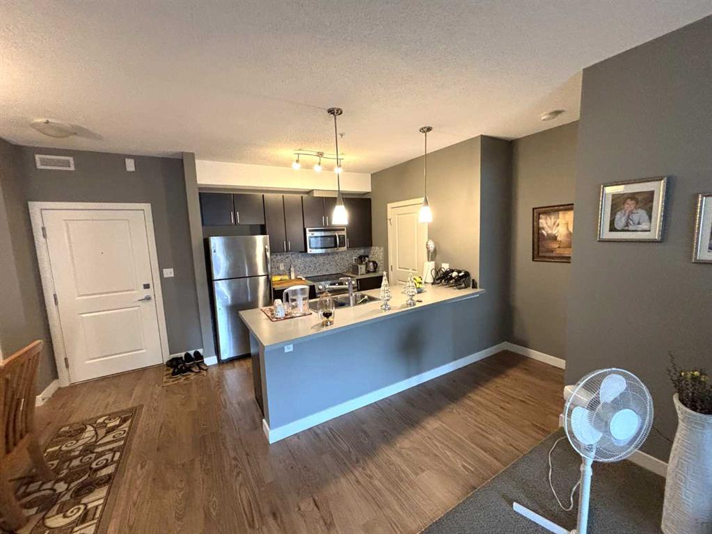 Picture for 212, 11 Millrise Drive SW