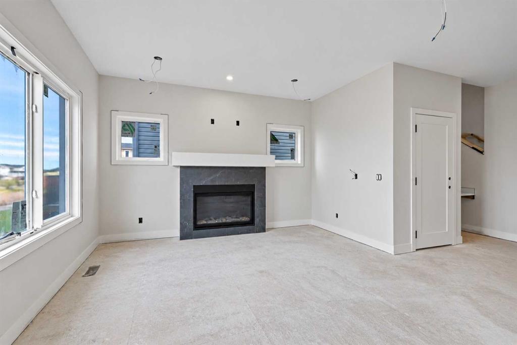 Picture for 844 Hampshire Crescent NE