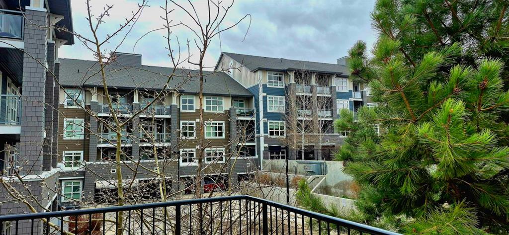 Picture for 226, 25 AUBURN MEADOWS Avenue SE
