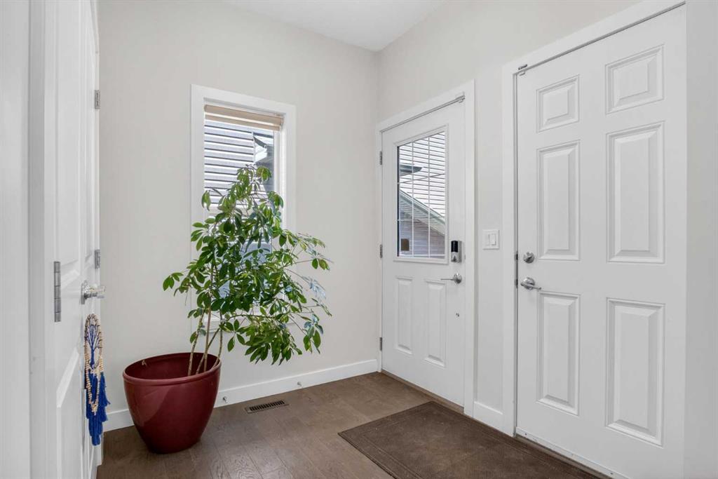 Picture for 77 Saddlestone Place NE