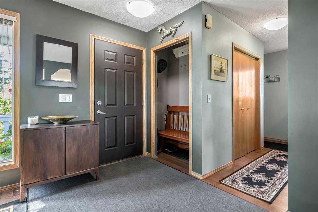 Picture for 48224 320 Avenue E