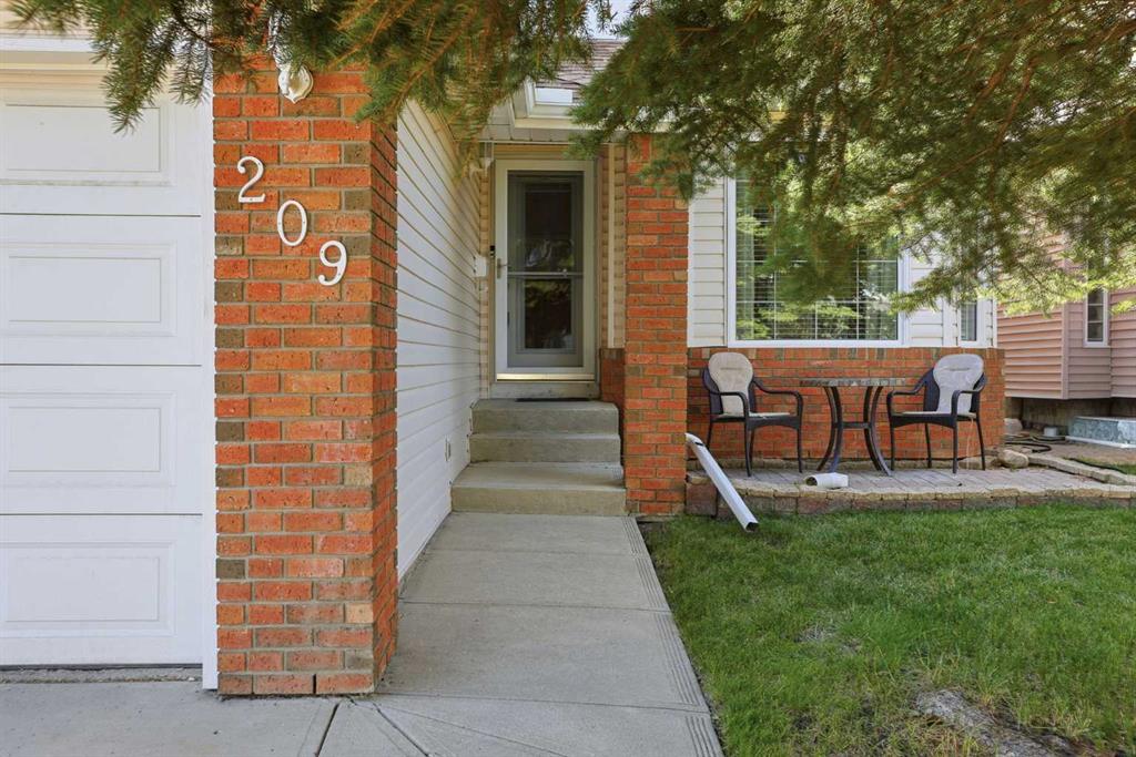 Picture for 209 schubert Place NW