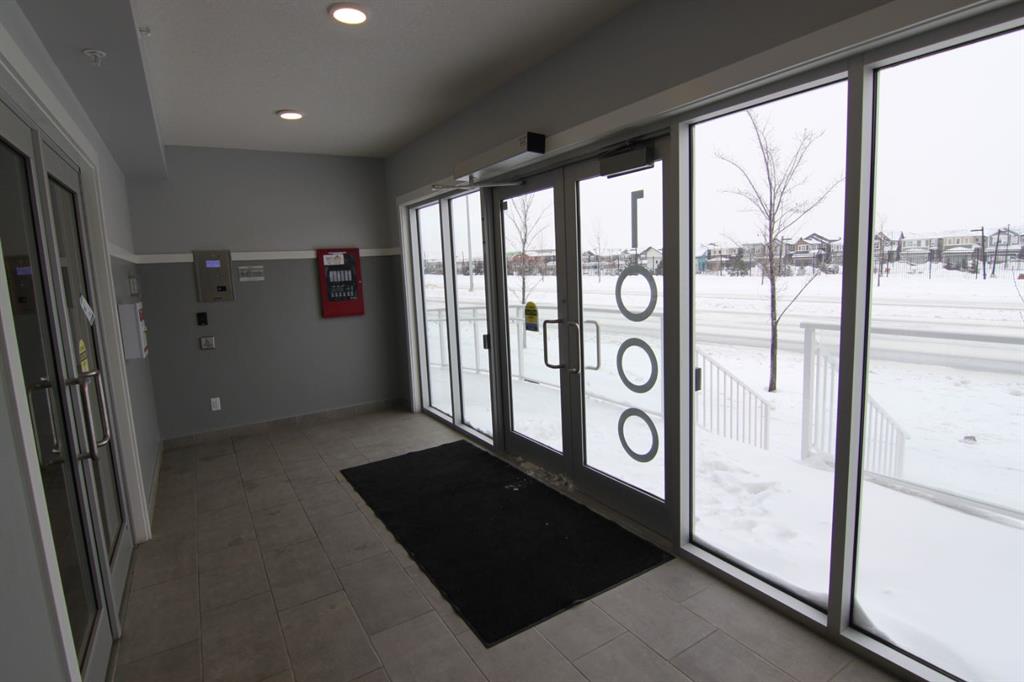 Picture for 1207, 220 SETON Grove SE