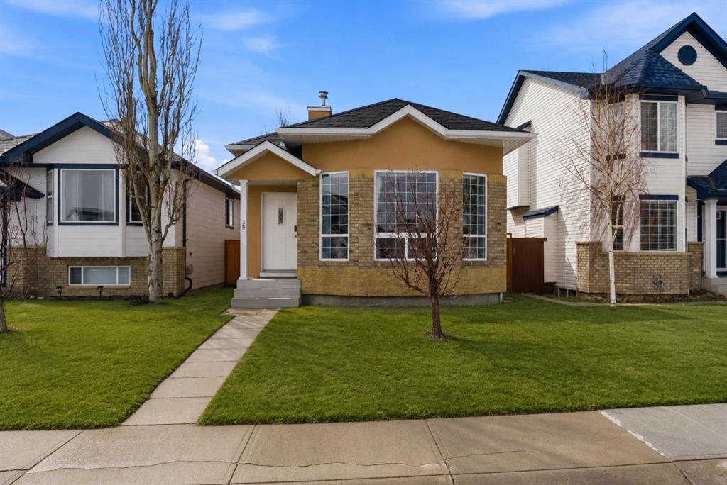 Picture for 39 Saddlemont Close NE
