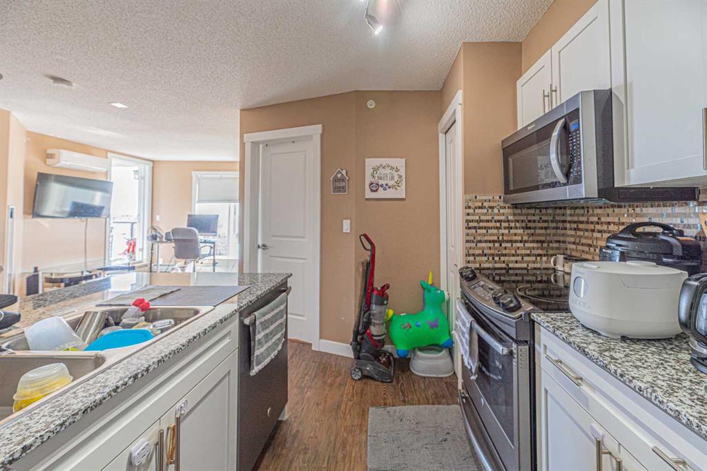 Picture for 407, 10 Kincora Glen Park NW