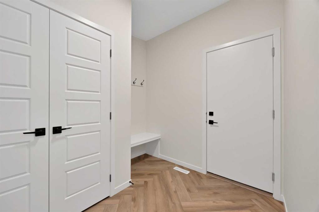 Picture for 229 Calhoun Crescent NE
